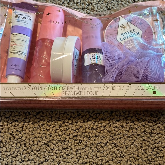 Sweet Lavender Bath & Body Set - Picture 3 of 3